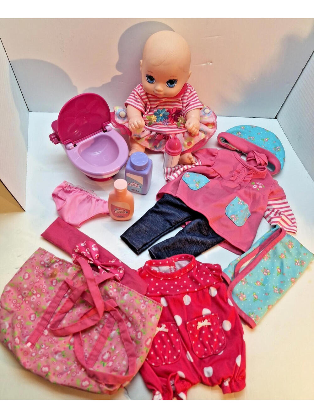 New Adventures Little Darlings It's My Potty Doll with Potty Chair & 12 Pieces